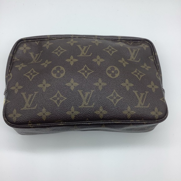 Louis Vuitton Monogram  Trousse Toiletry - Picture 3 of 10